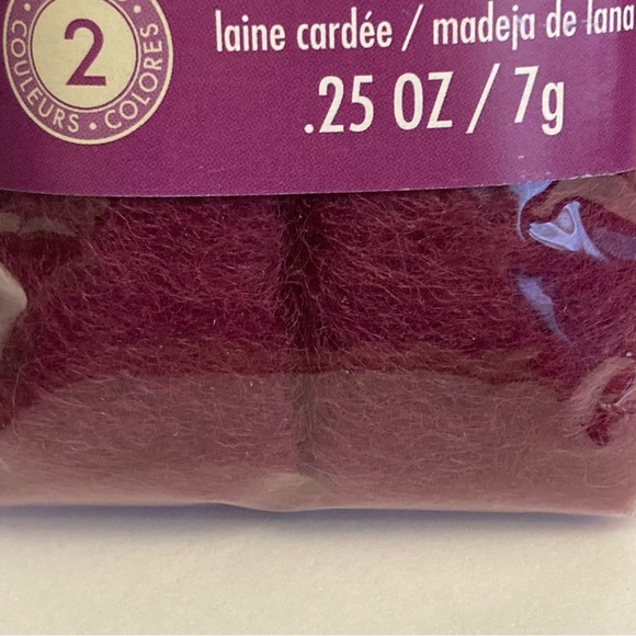 6 Dimensions FeltWorks 100% Wool Roving 0.25oz Pastel Pink Rhubarb Crafts - Picture 4 of 14